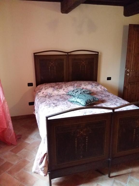 Valfabbrica Agriturismo Il Melo מראה חיצוני תמונה