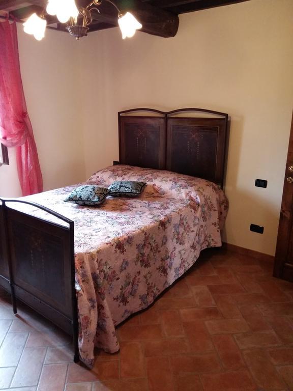 Valfabbrica Agriturismo Il Melo מראה חיצוני תמונה