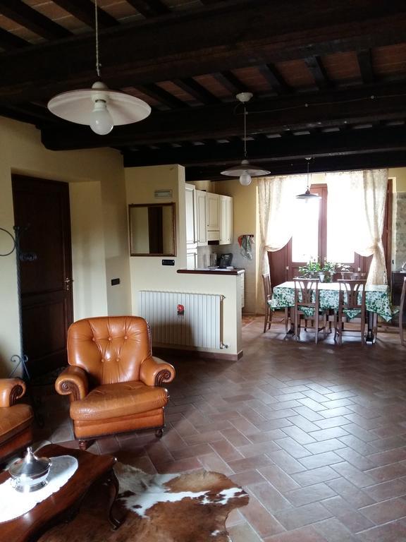 Valfabbrica Agriturismo Il Melo מראה חיצוני תמונה