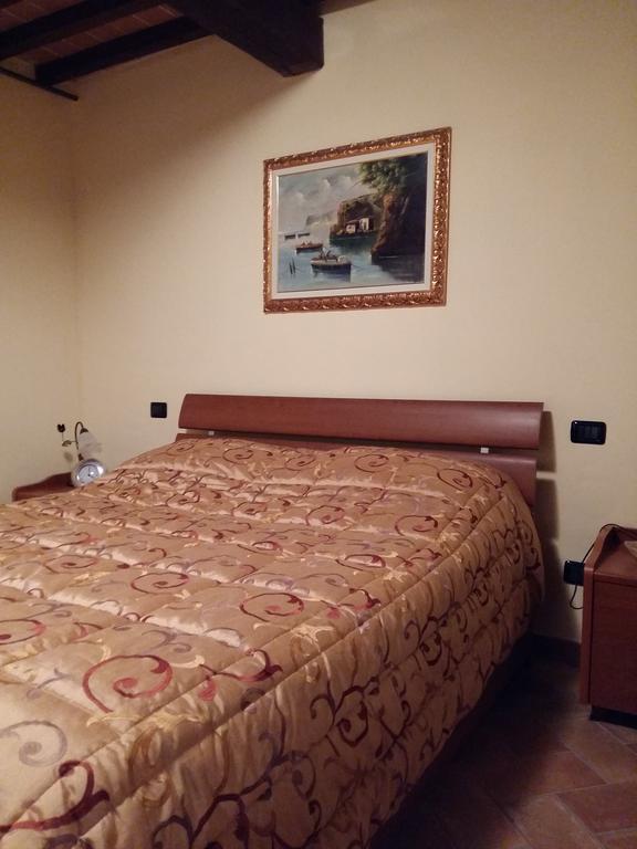 Valfabbrica Agriturismo Il Melo מראה חיצוני תמונה