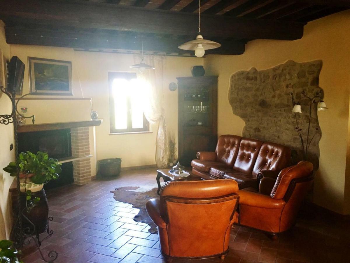 Valfabbrica Agriturismo Il Melo מראה חיצוני תמונה