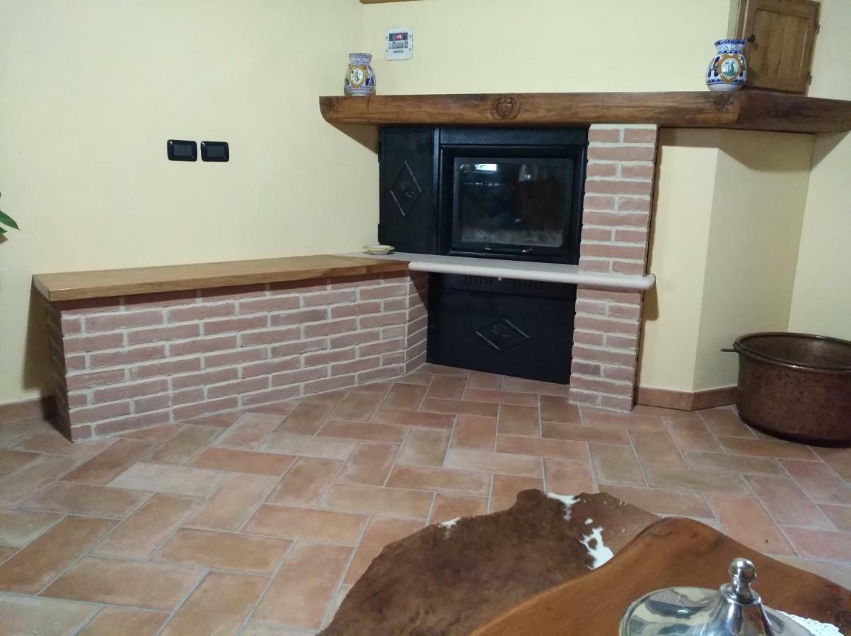 Valfabbrica Agriturismo Il Melo מראה חיצוני תמונה