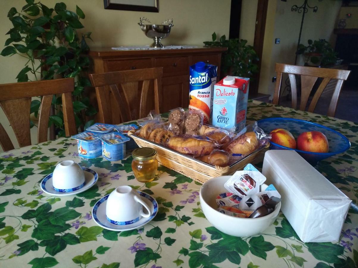 Valfabbrica Agriturismo Il Melo מראה חיצוני תמונה